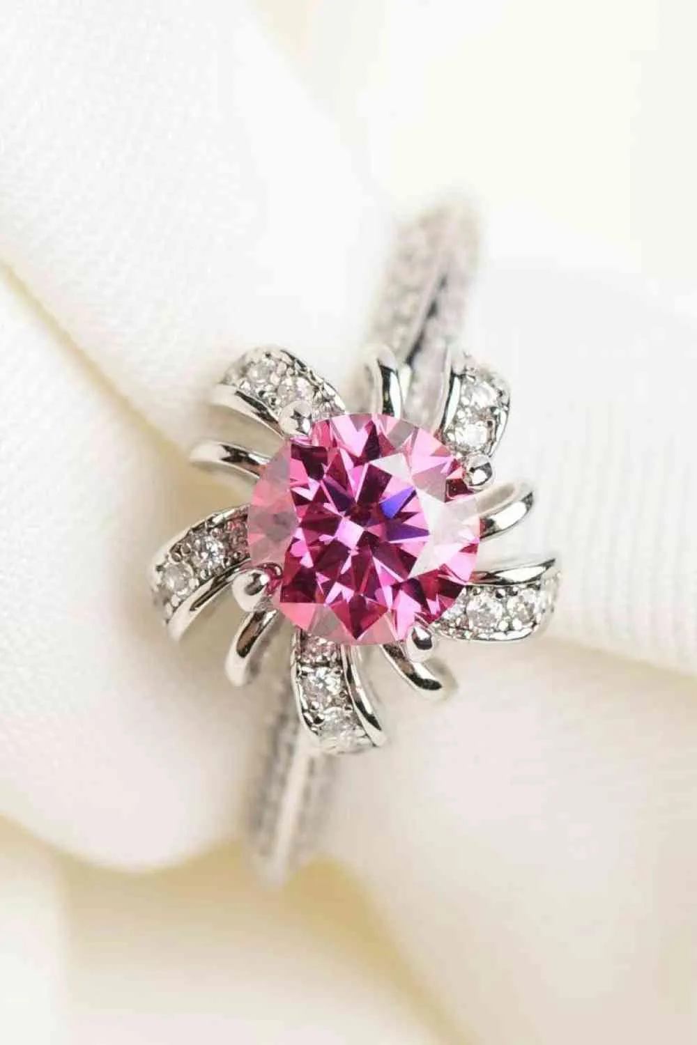 1 Carat Moissanite Flower-Shaped Ring