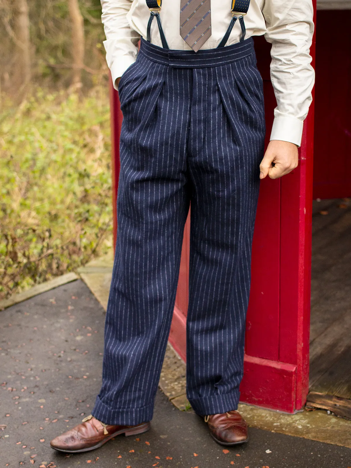 1940s Vintage Deliverance Demob Suit in Navy Blue