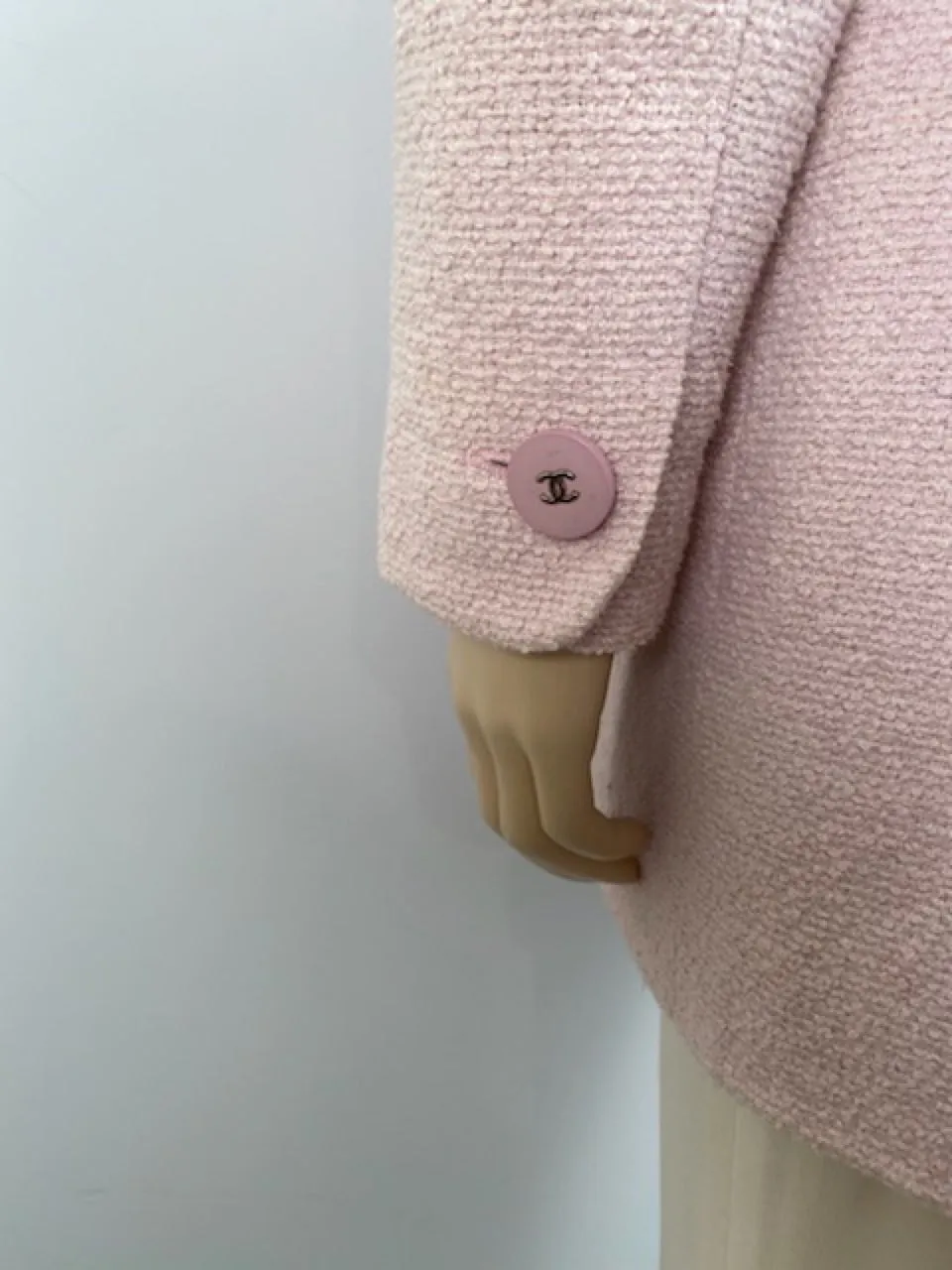 1990’s Vintage Chanel Boutique pastel pink lilac coat jacket US 4/6/8