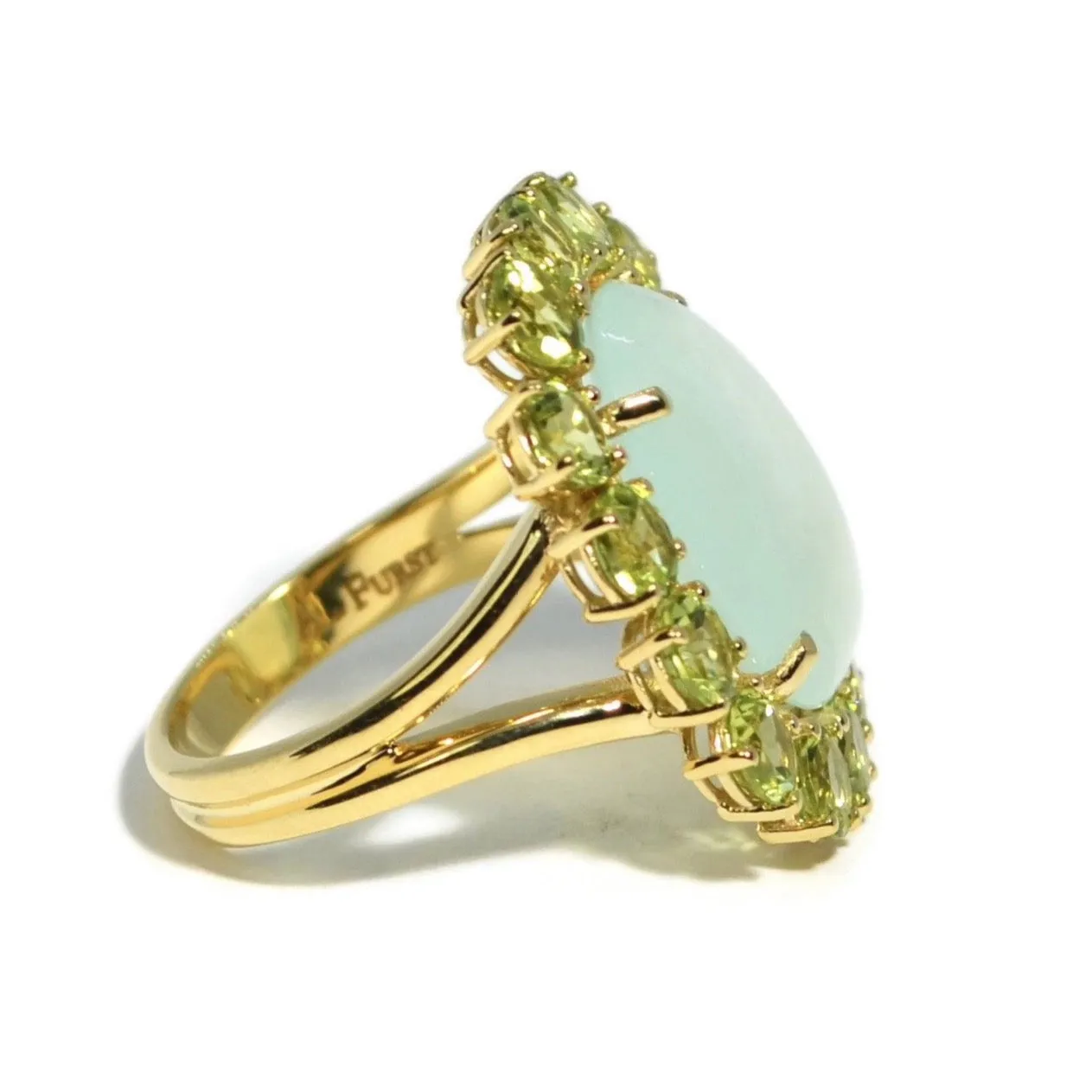 A & Furst - Sole - Ring with Green Aqua Chalcedony and Peridot, 18k Yellow Gold