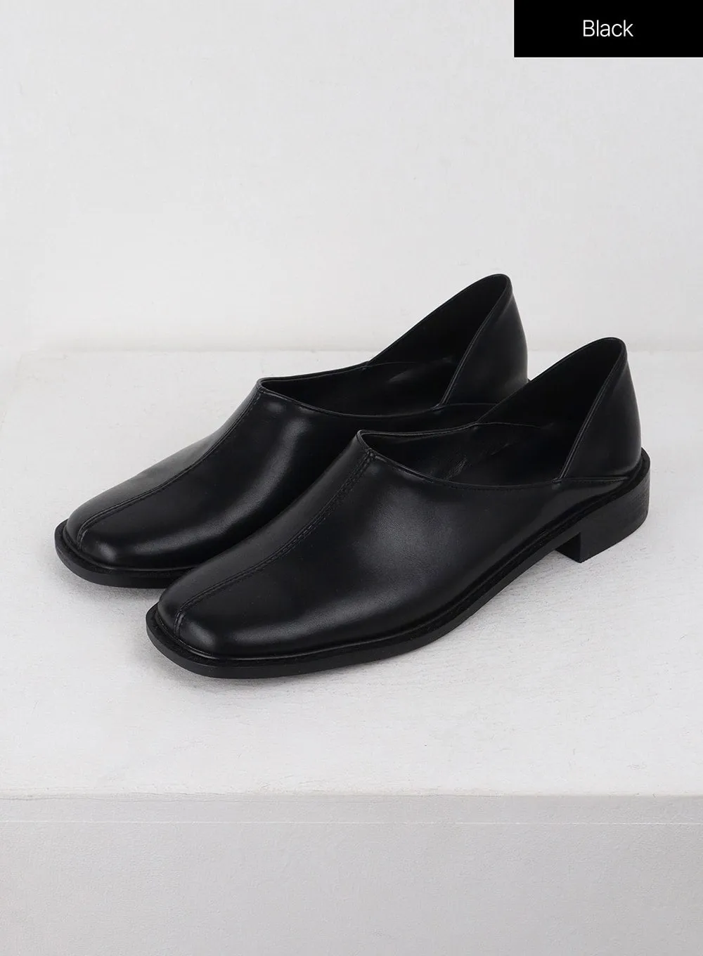 Basic Solid Faux Leather Loafers OJ415