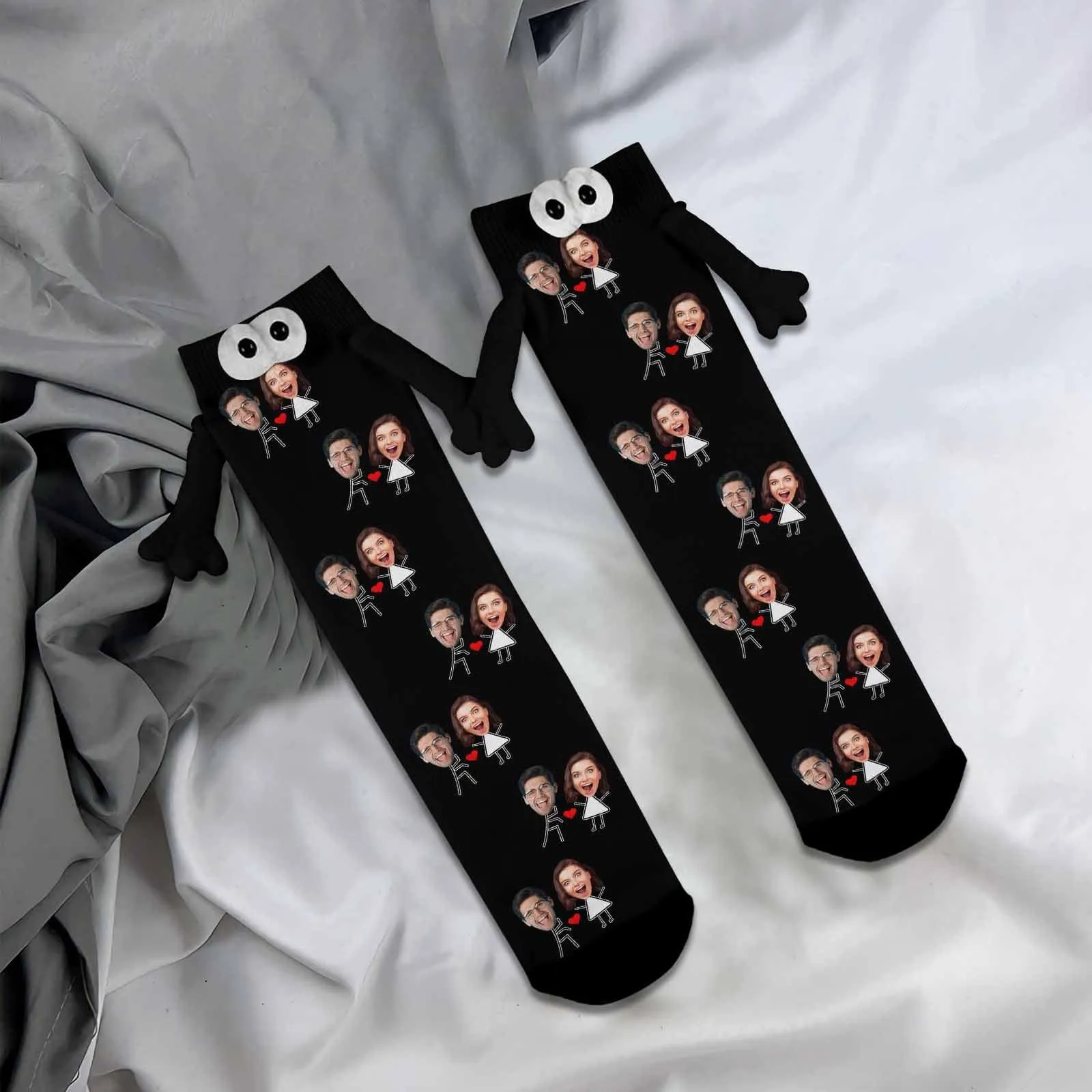 Custom Face Love Heart Magnetic Holding Hands Socks Suction Funny Big Eye Socks Couple Valentine's Day Gift