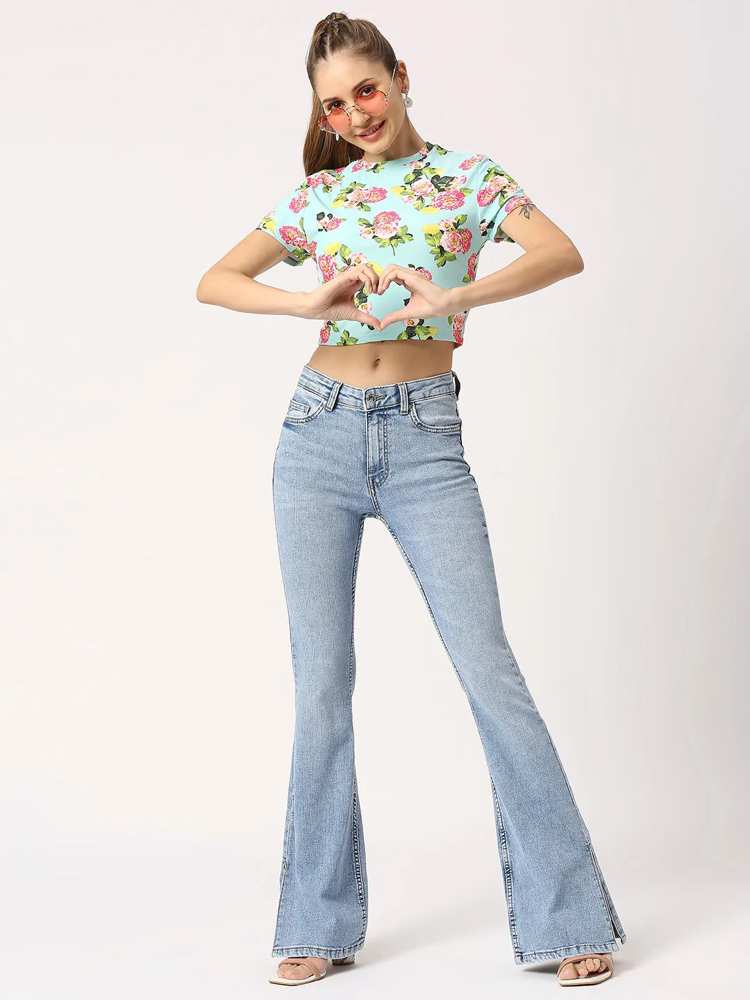 Floral Round Neck Short Sleeve Fitted Crop Top