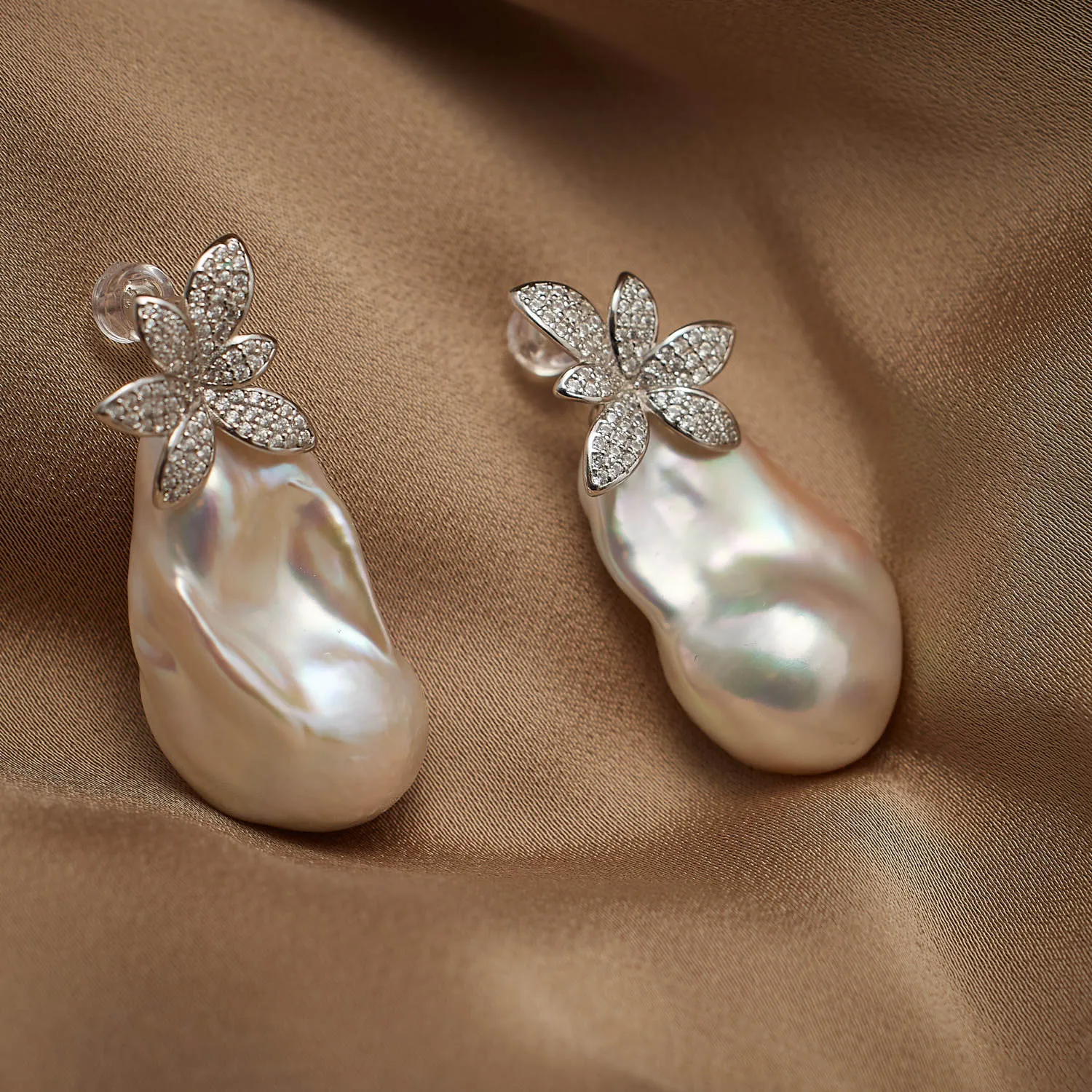 Flower Luxe Large Baroque Pearl Earrings