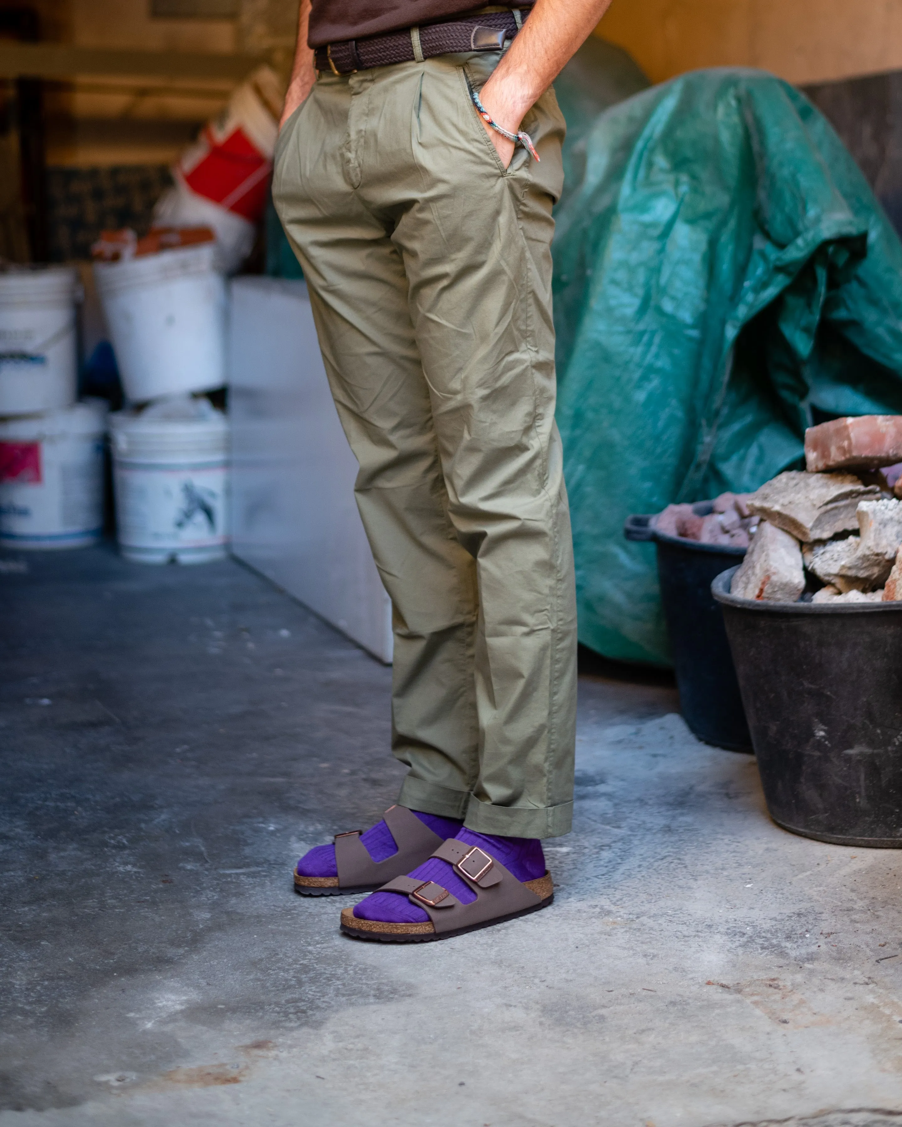 FRESH Cotton Lyocell One-Pleat Chino Pants In Military Green