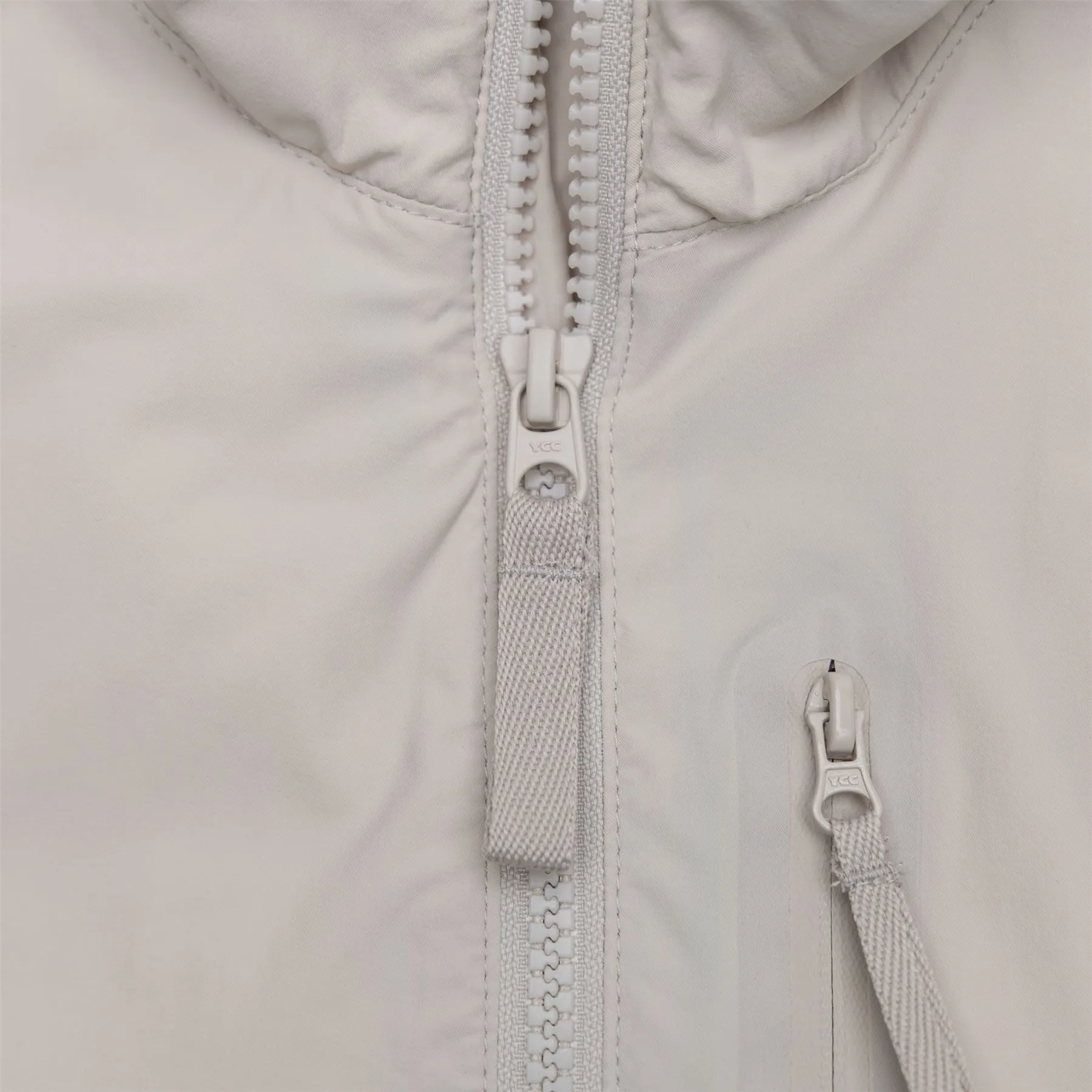 Insulated Course Woven Gilet Ivory - 2024