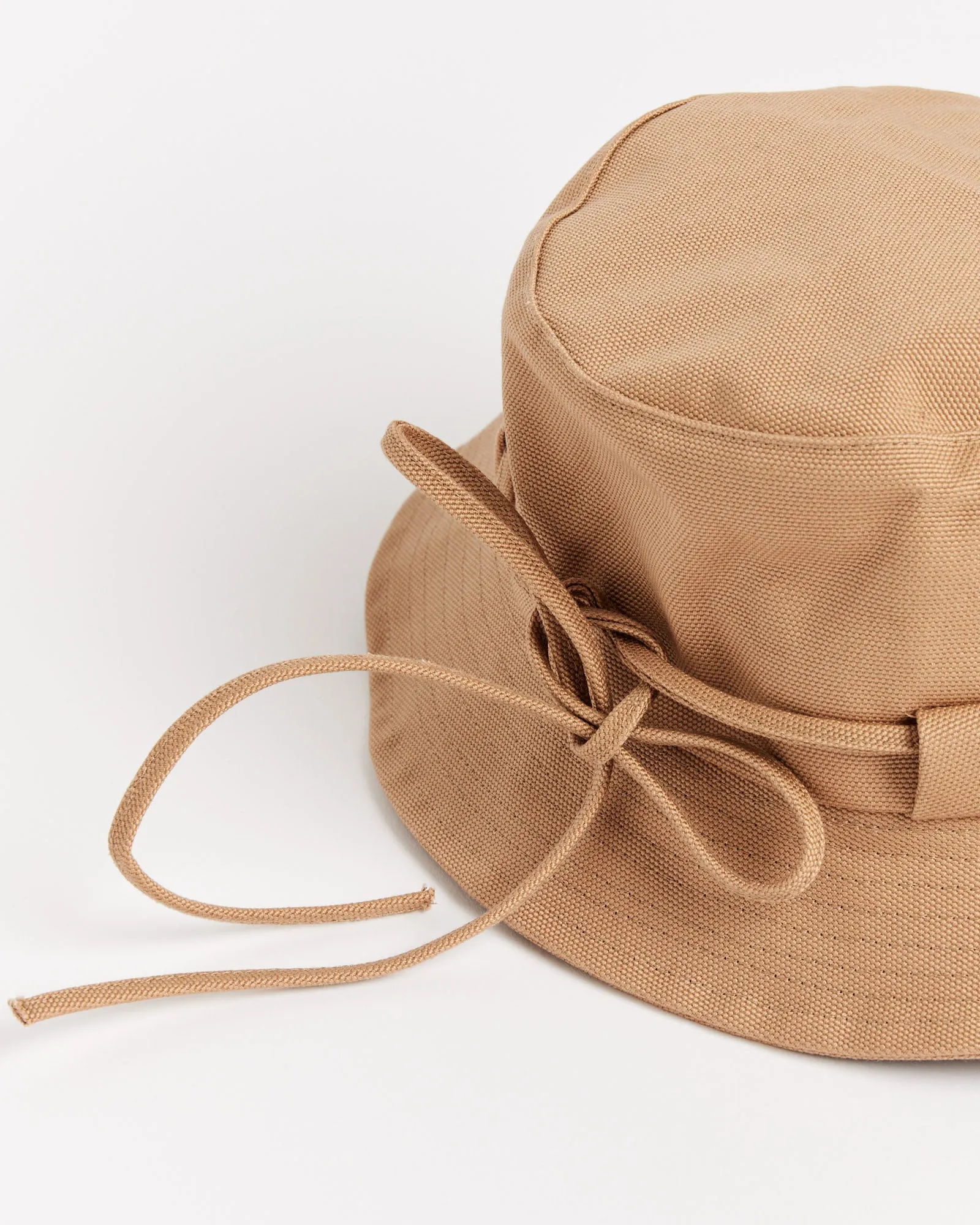 Le Bob Gadjo Hat in Beige