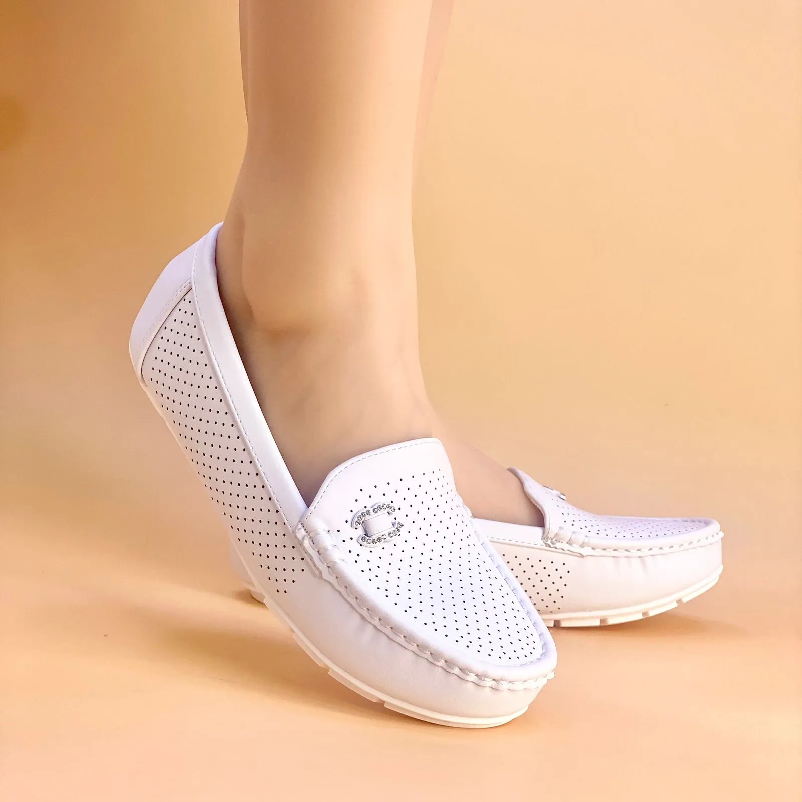 NEW , WOMEN SHOES W342