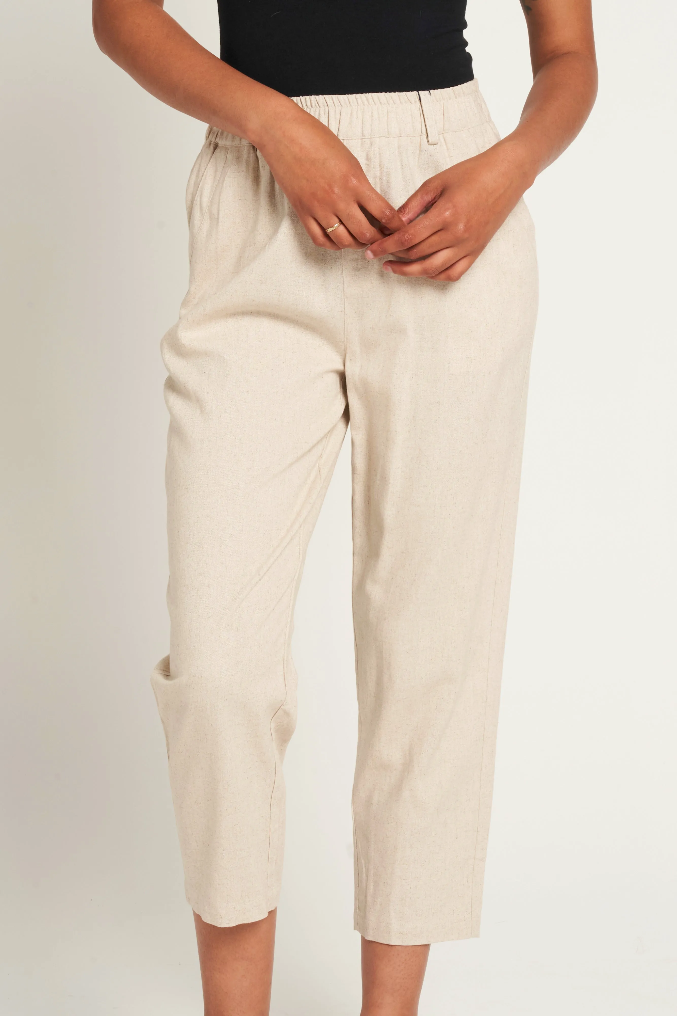 Saloos Crop Trousers with Side & Back Pockets