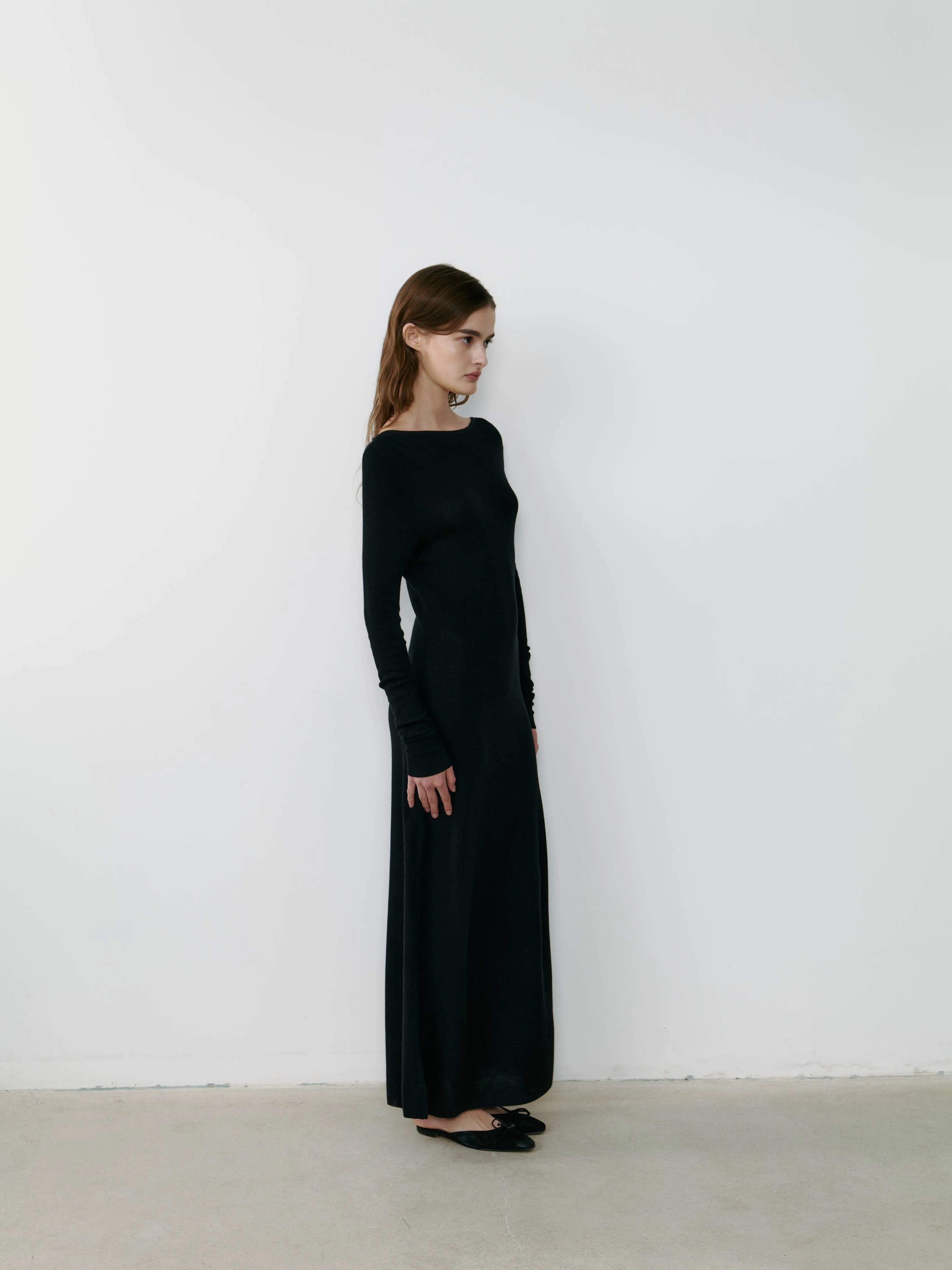 THE RESORT DRESS - BLACK