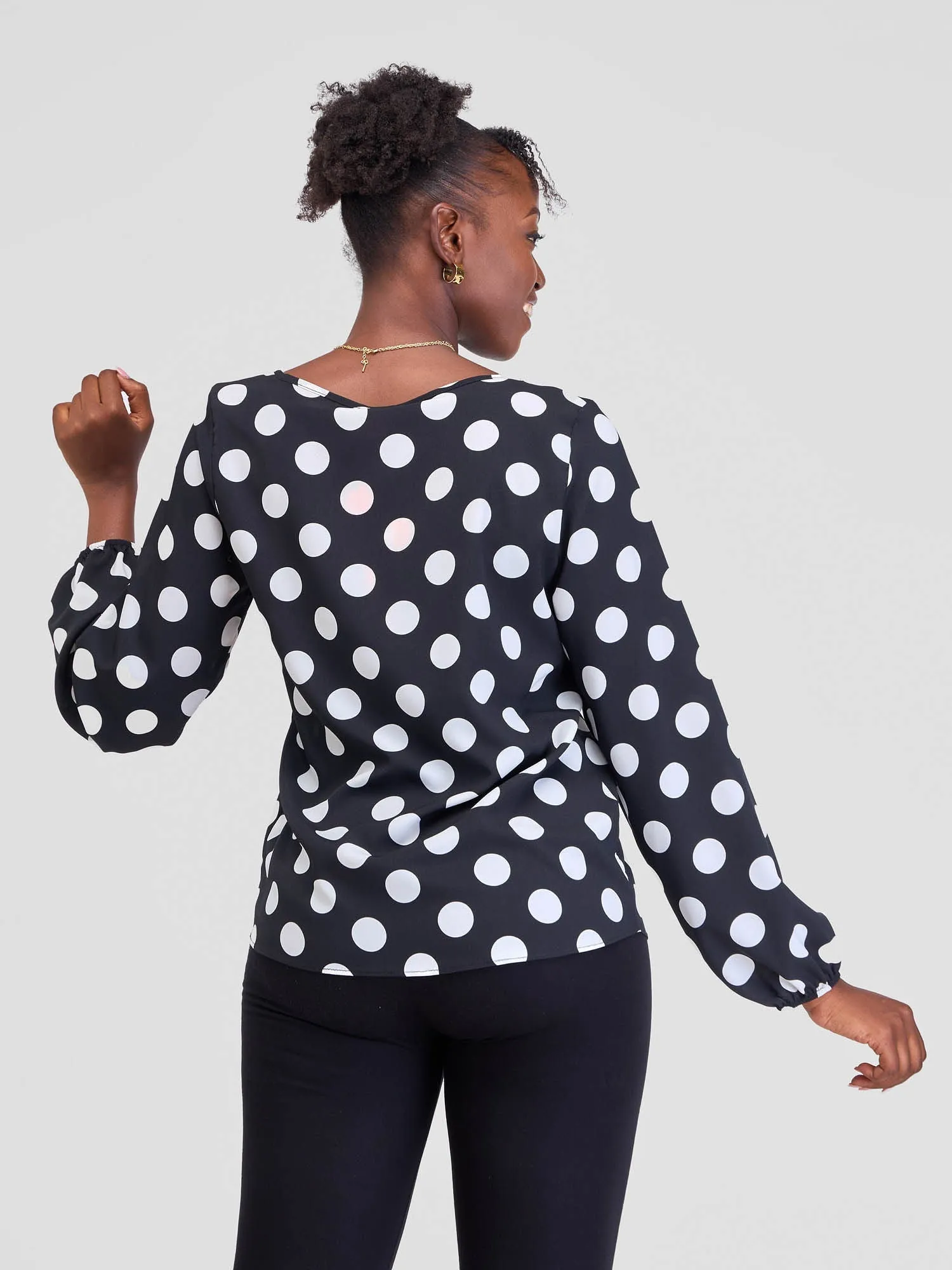 Vivo Basic Long Sleeved Bishop Top - Black Polka