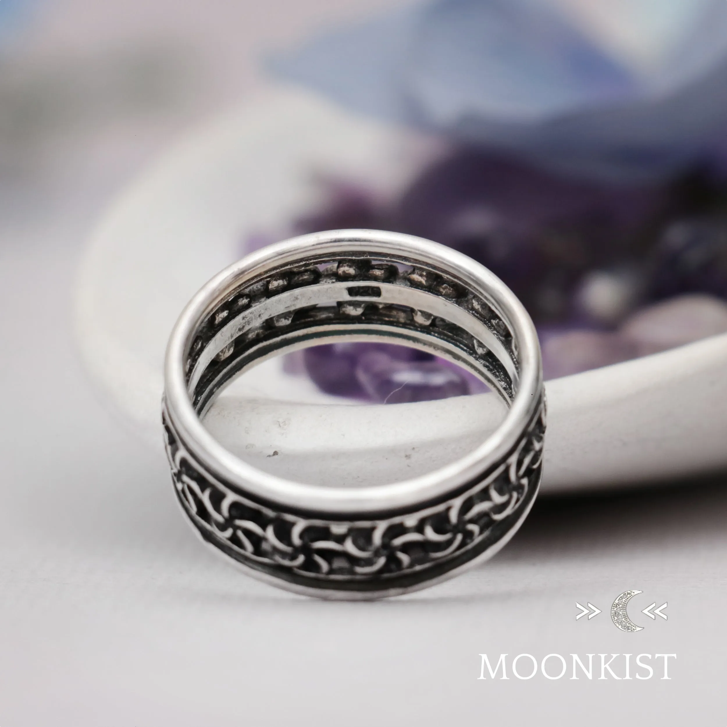 Wide Periwinkle Flower Wedding Band | Moonkist Designs