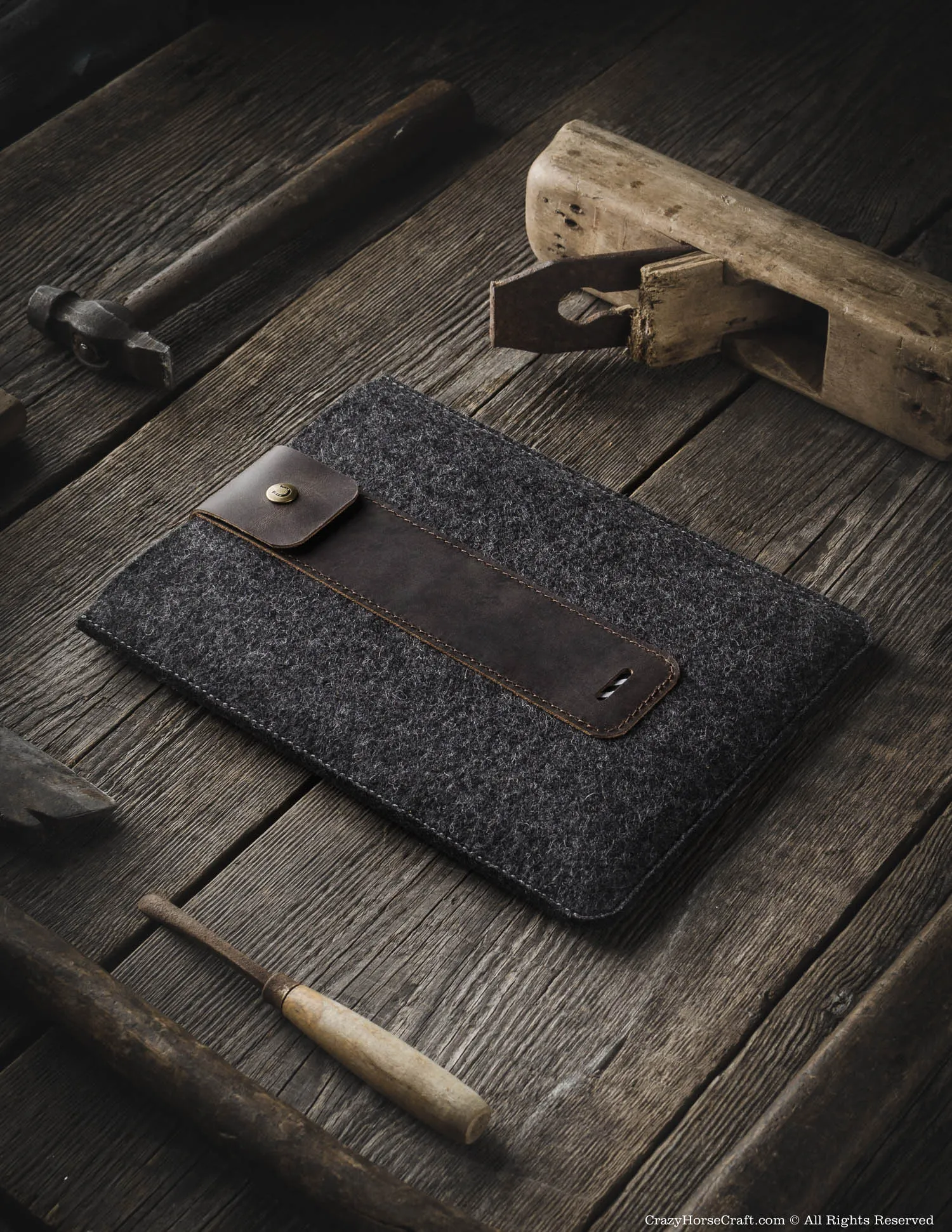 Wool Felt iPad Sleeve | Wood Brown