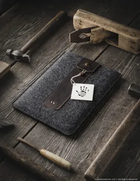 Wool Felt iPad Sleeve | Wood Brown